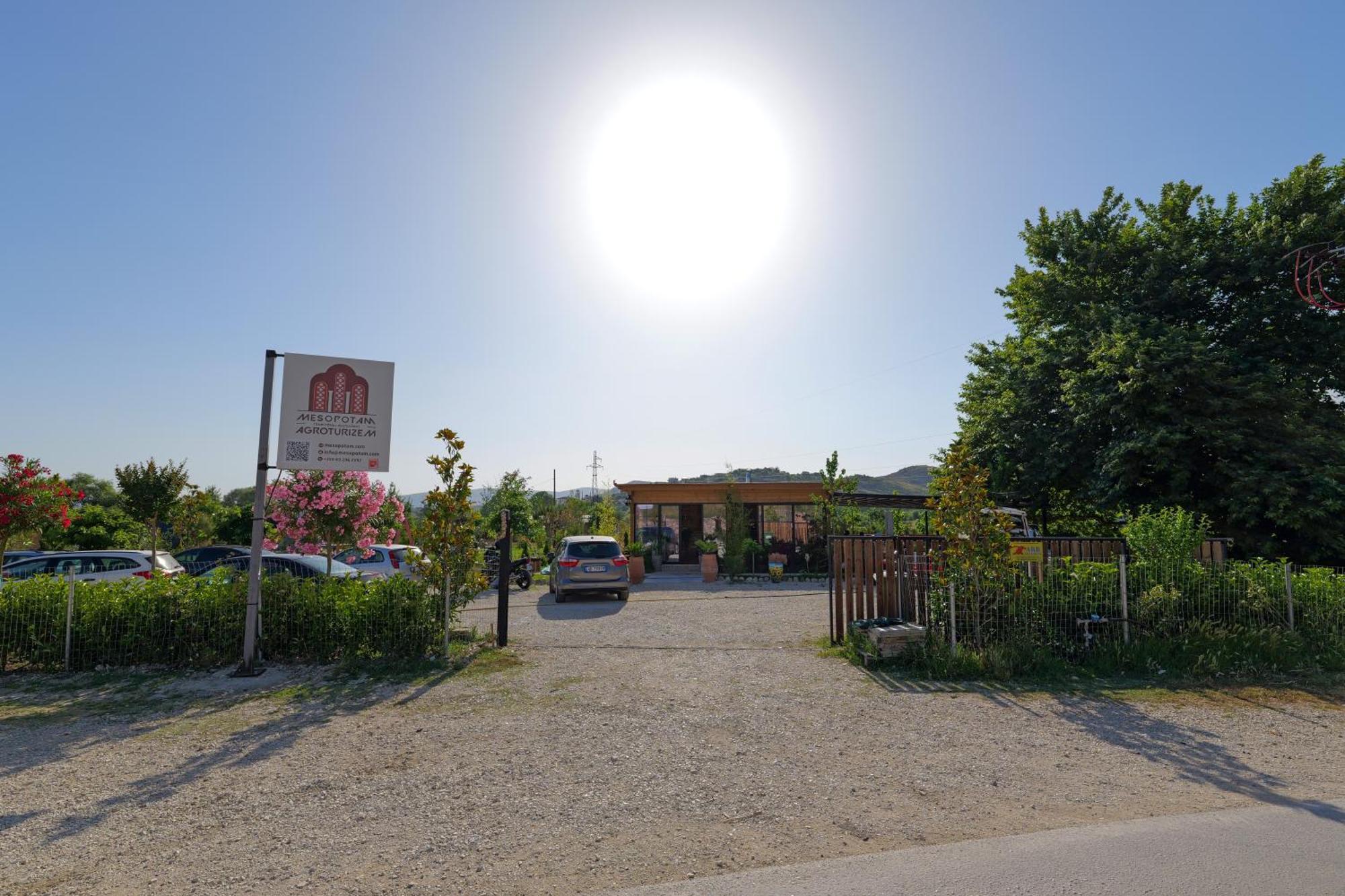 Mesopotam Agrotourism Resort Sarande Bagian luar foto
