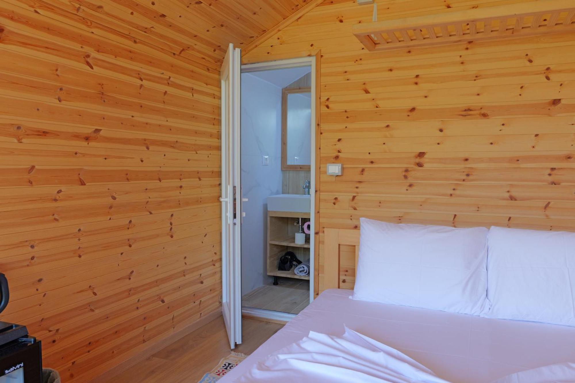 Mesopotam Agrotourism Resort Sarande Bagian luar foto